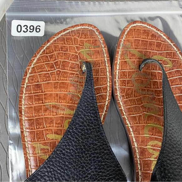 Black Leather Women's Sandals - Picture 15 of 16